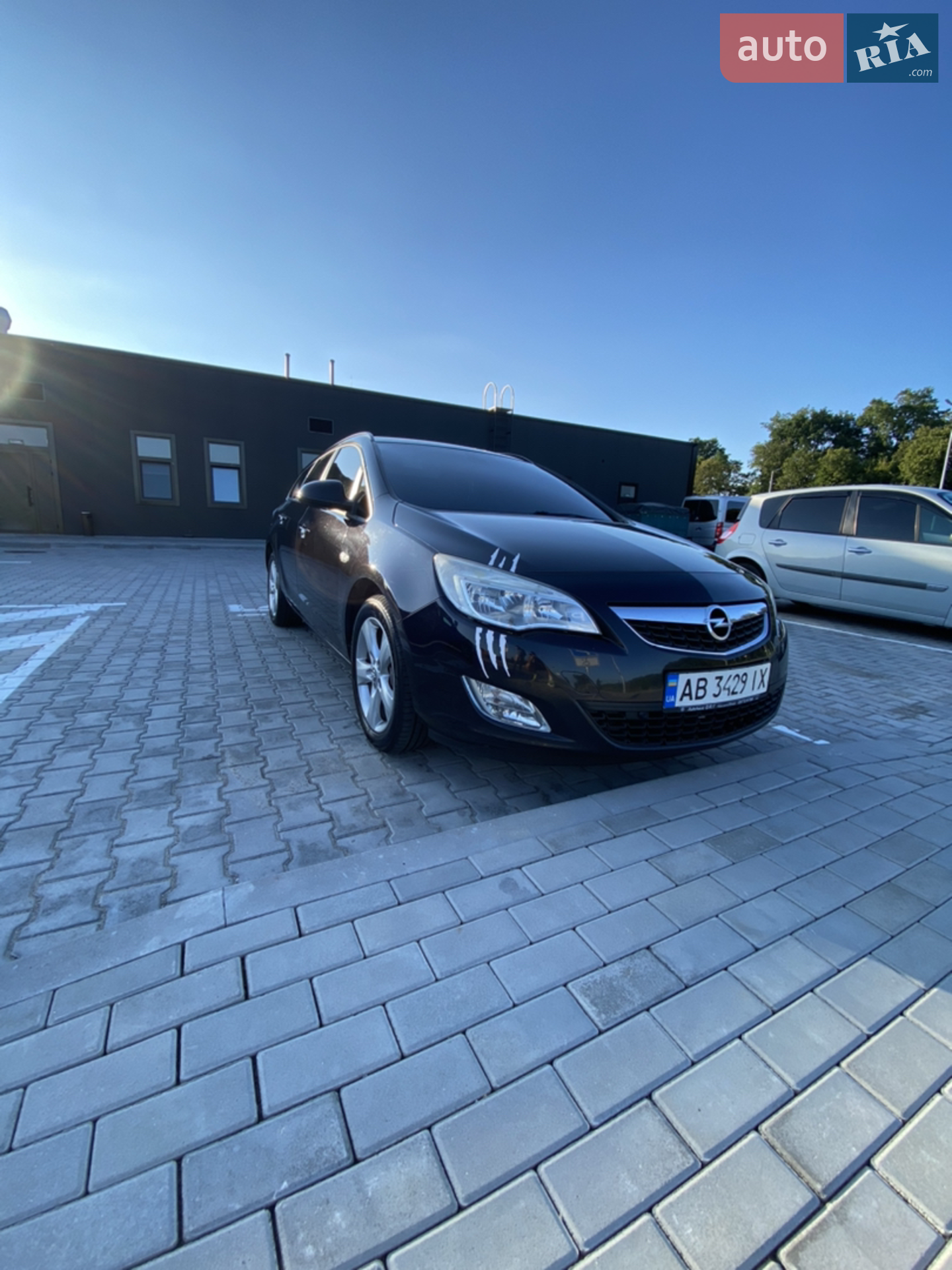 2010 Opel Astra - мініатюра 9