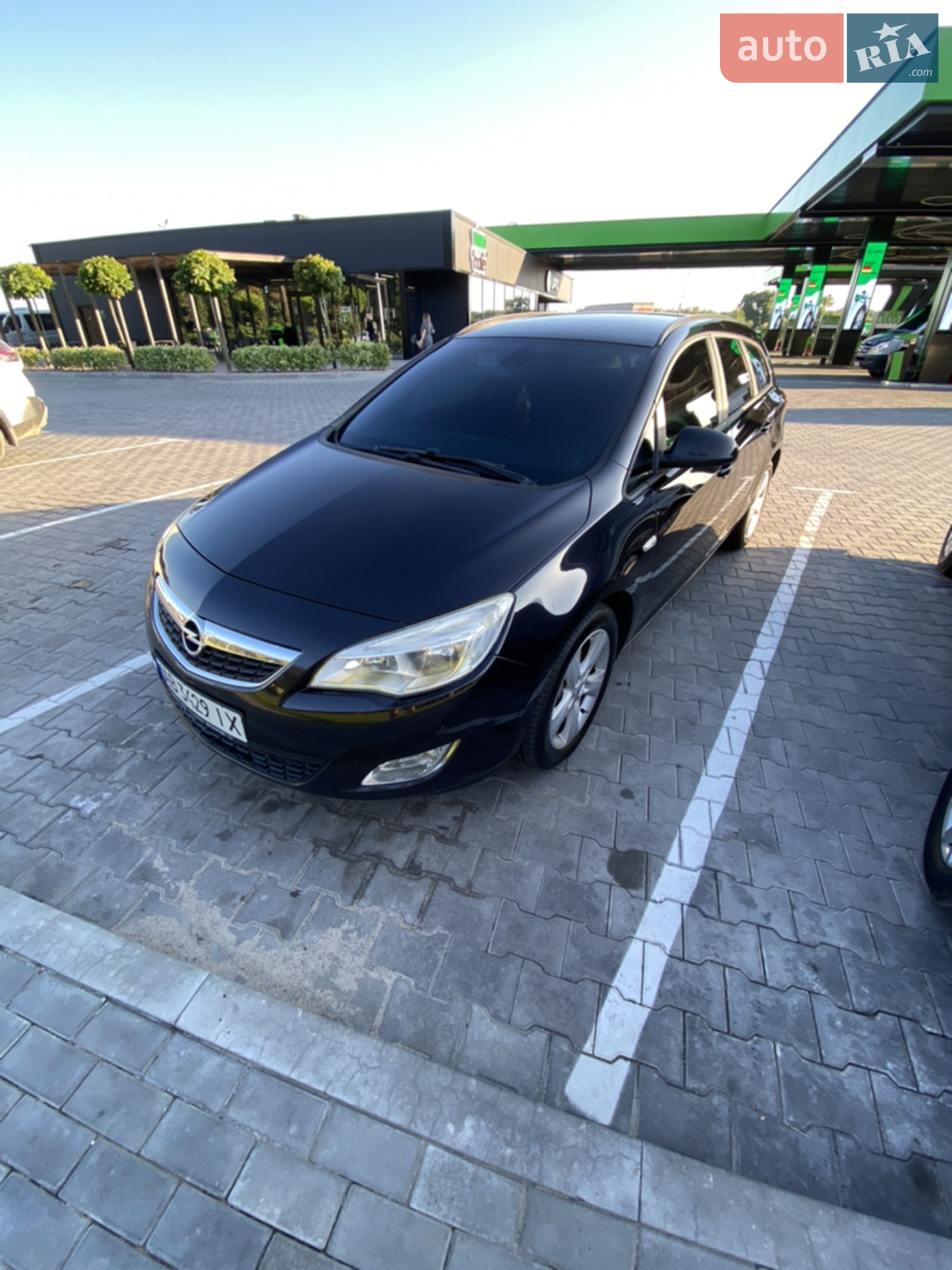 2010 Opel Astra - мініатюра 28