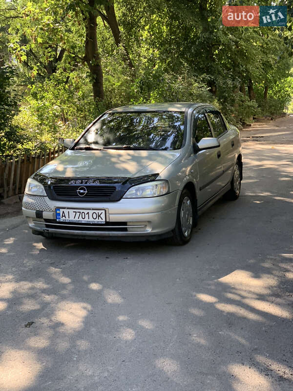 Opel Astra 2006