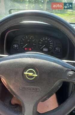 Седан Opel Astra 1999 в 