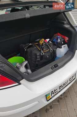 Хетчбек Opel Astra 2007 в 