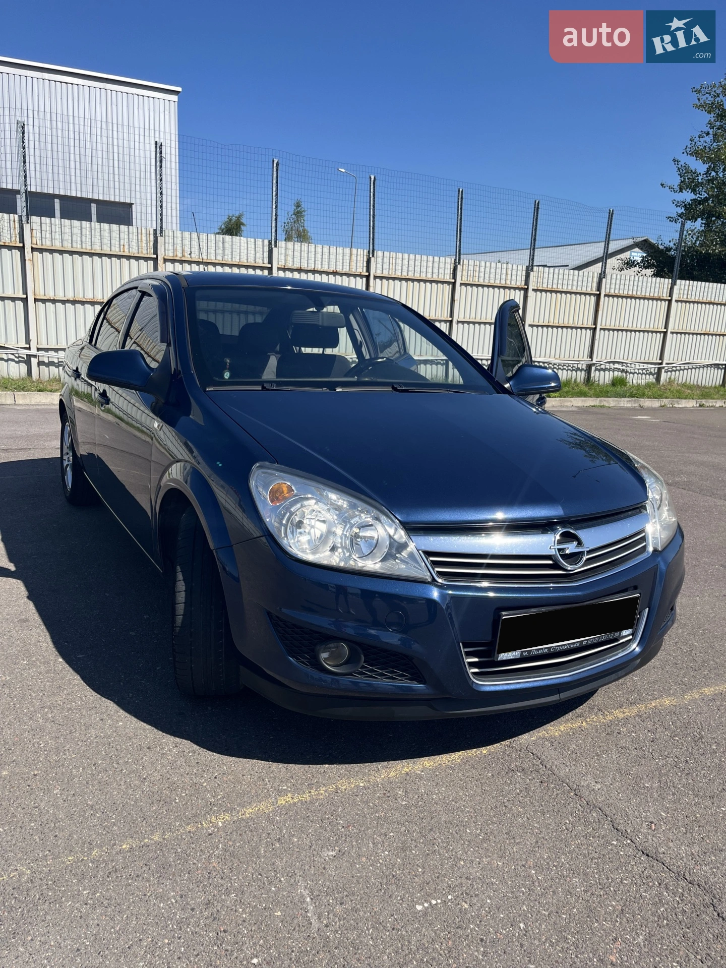 2012 Opel Astra - мініатюра 2