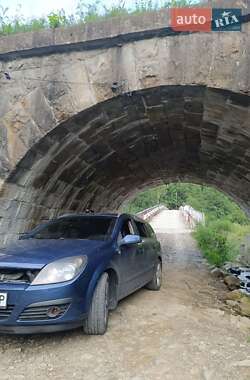 Універсал Opel Astra 2005 в Одесі