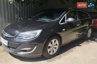 Універсал Opel Astra 2013 в Києві