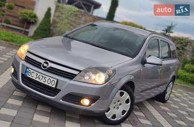Универсал Opel Astra 2005 в Стрые