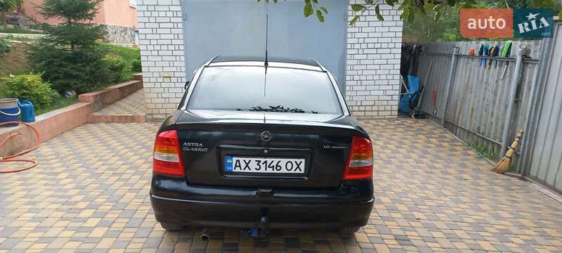 Седан Opel Astra 2007 в Высоком