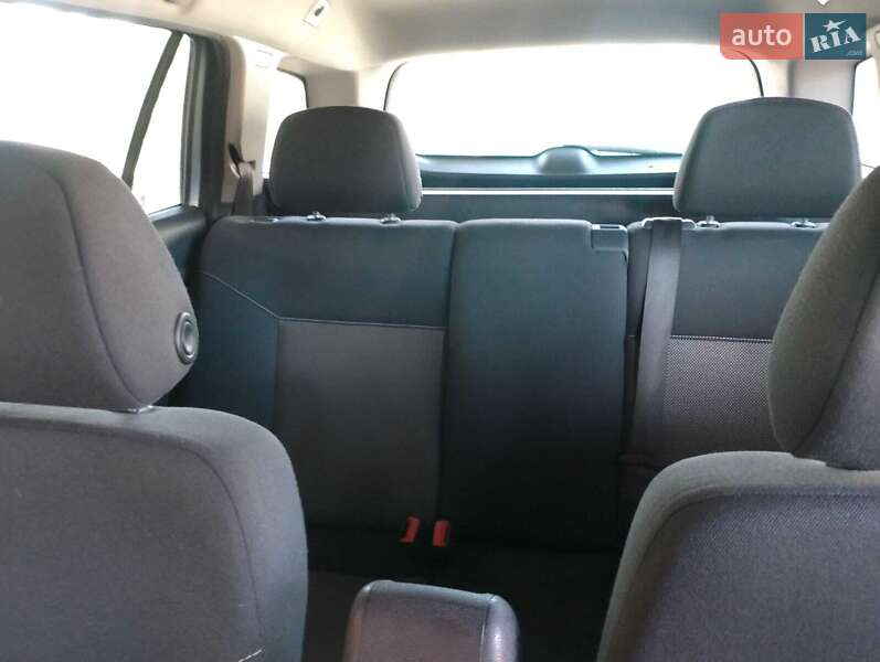 Универсал Opel Astra 2009 в Золочеве