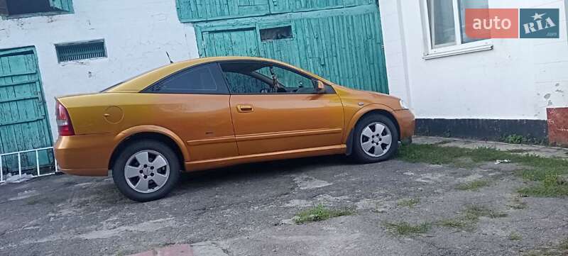 Купе Opel Astra 2002 в Княжичах