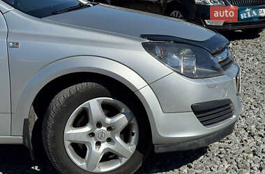 Универсал Opel Astra 2006 в 