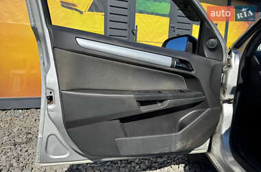 Универсал Opel Astra 2006 в 