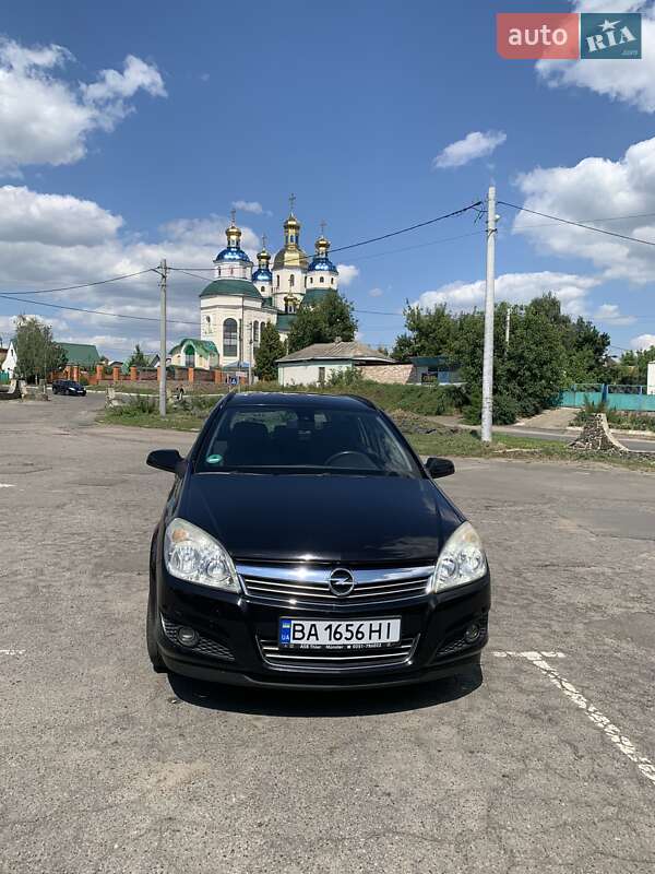 Універсал Opel Astra 2007 в Новоархангельську