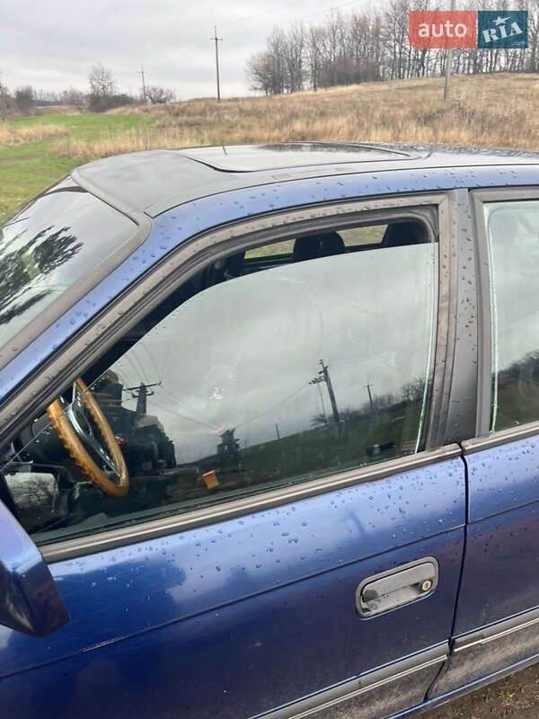 Хэтчбек Opel Astra 1993 в Первомайске