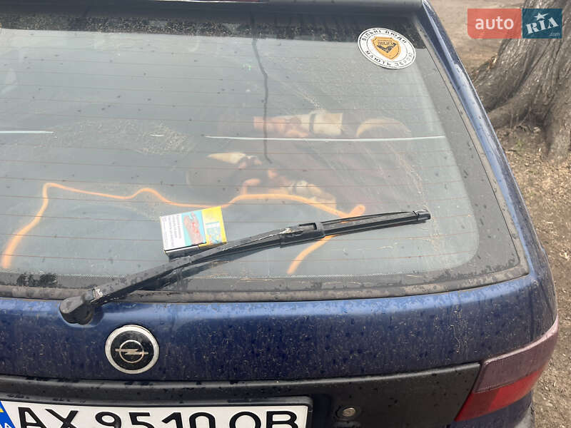 Хэтчбек Opel Astra 1993 в Первомайске