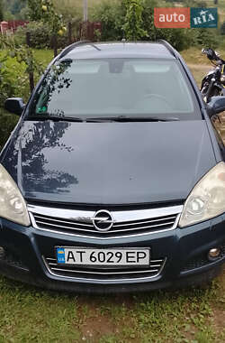 Универсал Opel Astra 2007 в Долине