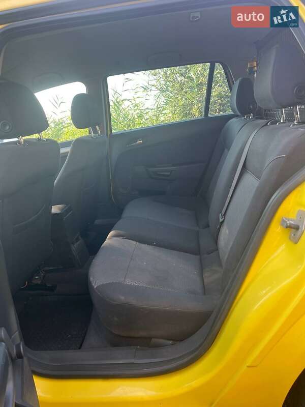 Универсал Opel Astra 2010 в Николаеве