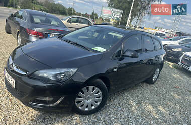 Універсал Opel Astra 2013 в Івано-Франківську