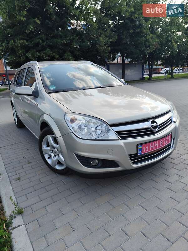 Opel Astra 2008