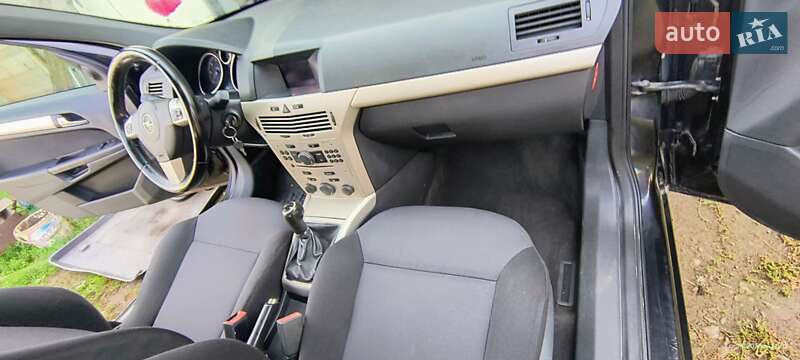 Универсал Opel Astra 2008 в Коломые