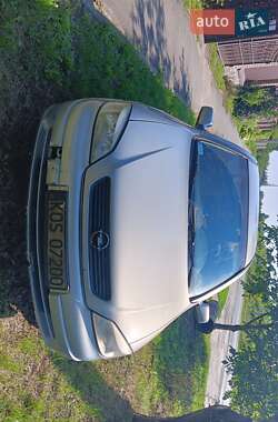 Седан Opel Astra 2000 в Киеве