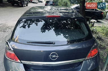 Хэтчбек Opel Astra 2009 в 