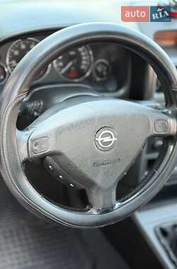 Универсал Opel Astra 2004 в 