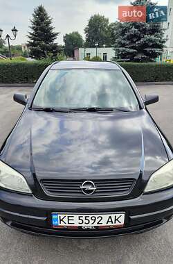 Седан Opel Astra 2007 в Каменском