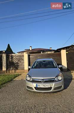 Универсал Opel Astra 2005 в 