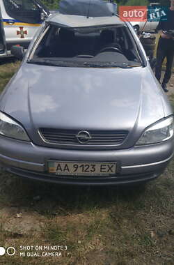 Седан Opel Astra 2008 в Киеве