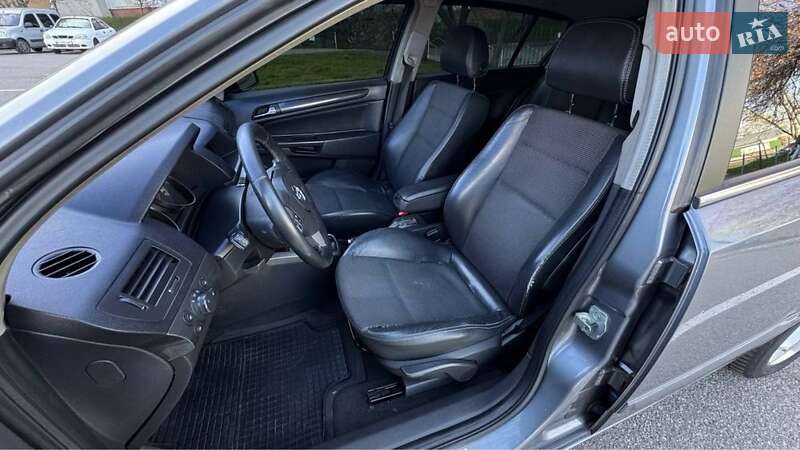 Хетчбек Opel Astra 2005 в Білій Церкві