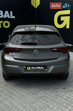 Хэтчбек Opel Astra 2019 в 