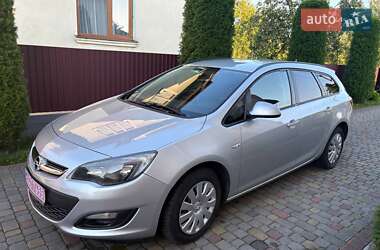 Универсал Opel Astra 2013 в 