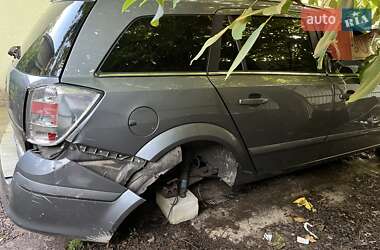 Универсал Opel Astra 2005 в 