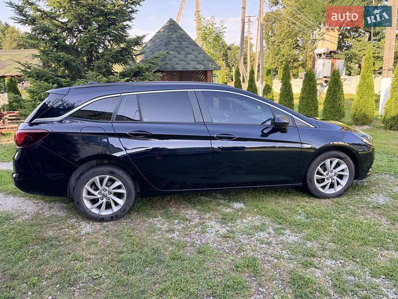 Универсал Opel Astra 2019 в Ивано-Франковске