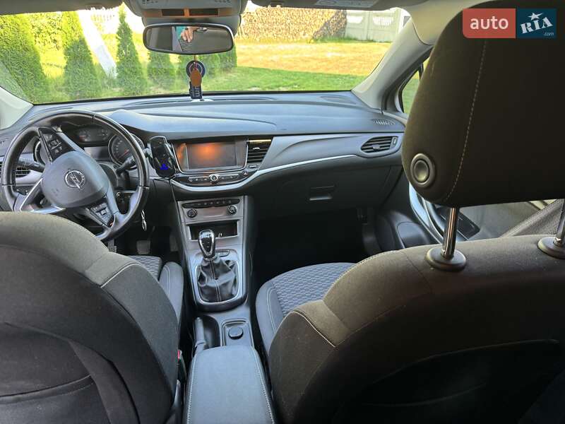 Универсал Opel Astra 2019 в Ивано-Франковске