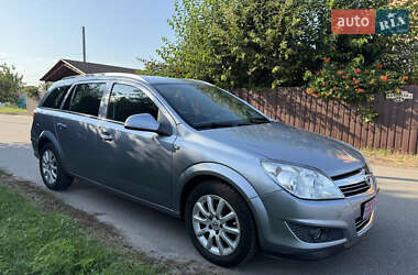 Универсал Opel Astra 2009 в Борисполе