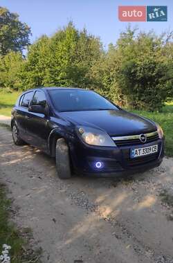 Хетчбек Opel Astra 2006 в Івано-Франківську