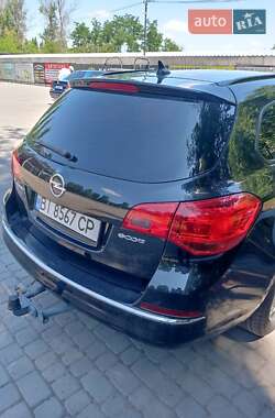 Универсал Opel Astra 2012 в 