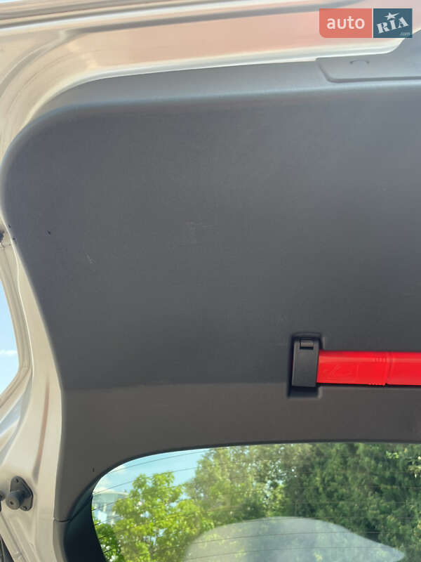 Універсал Opel Astra 2010 в Львові