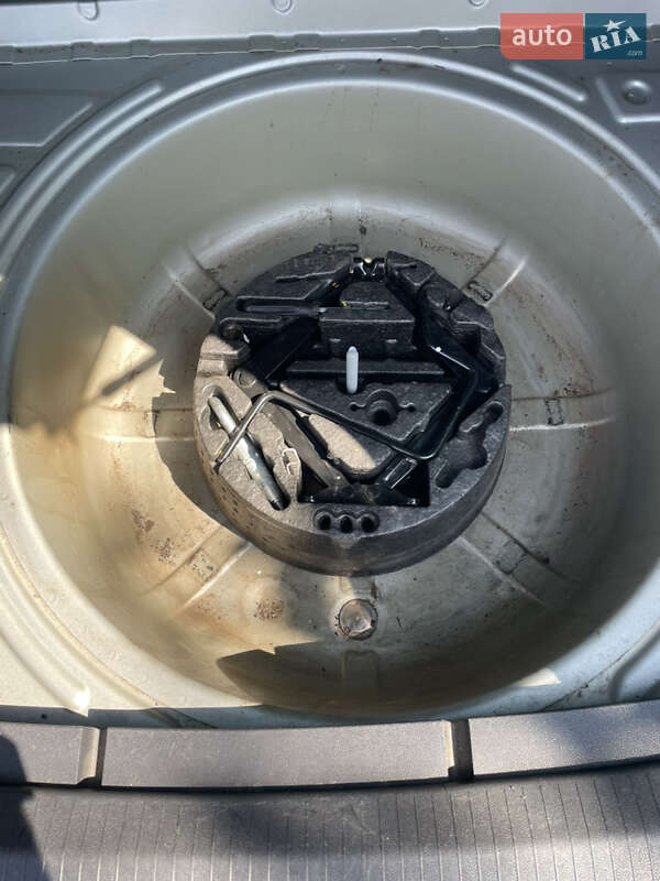 Універсал Opel Astra 2010 в Львові