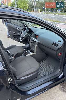 Универсал Opel Astra 2009 в 
