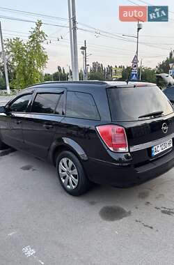 Универсал Opel Astra 2009 в 