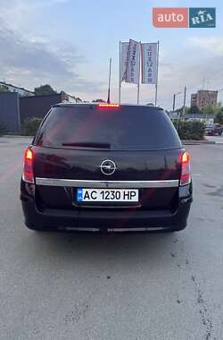 Универсал Opel Astra 2009 в 