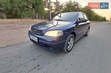 Седан Opel Astra 2006 в Новому Бузі