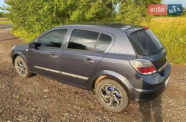 Хэтчбек Opel Astra 2008 в 