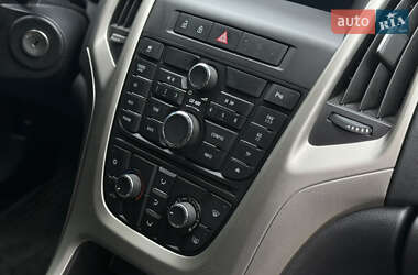 Универсал Opel Astra 2011 в 