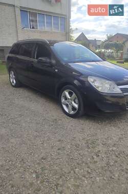 Універсал Opel Astra 2008 в Львові