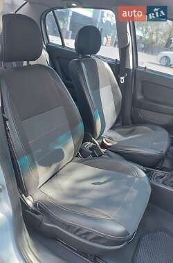 Седан Opel Astra 2004 в 