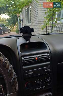 Седан Opel Astra 2007 в 