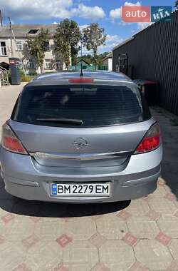 Хэтчбек Opel Astra 2011 в Кролевце