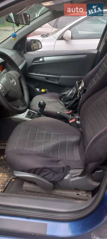 Хетчбек Opel Astra 2005 в Чернігові